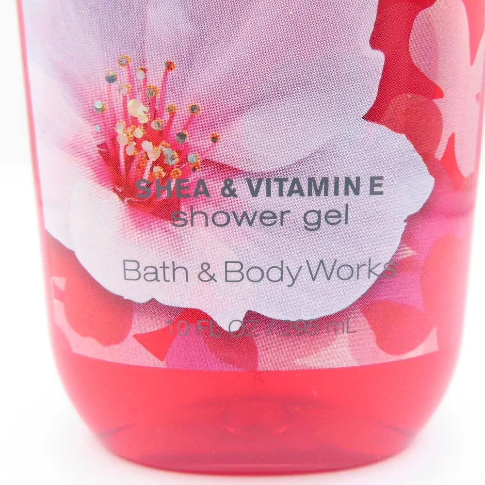 Bath & Body Works Japanese Cherry Blossom Shower‎ Gel Shea Vitamin E 10 fl oz
